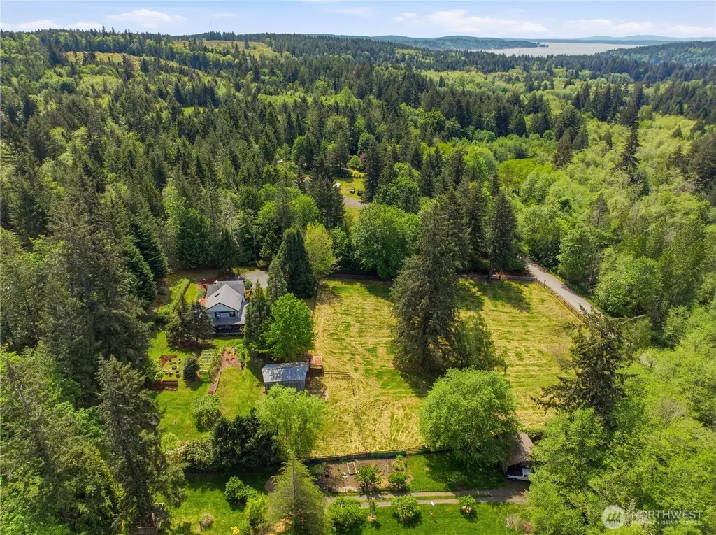 15275 Bandix Road SE Olalla WA 98359