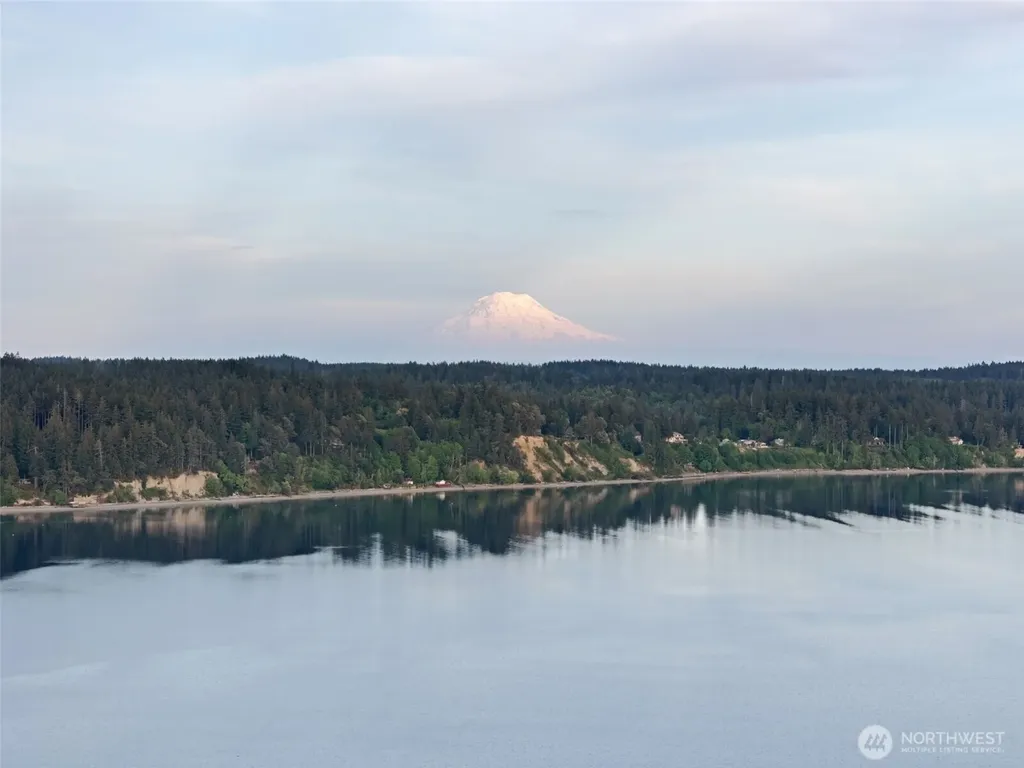 211 E Vineyard Crest Road Grapeview WA 98546