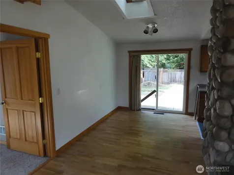 28821 18th Avenue S Federal Way WA 98003