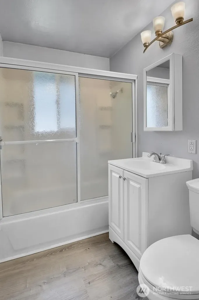 5907 177th Street SW Lynnwood WA 98037
