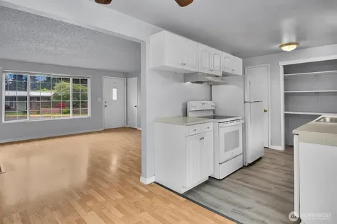 5907 177th Street SW Lynnwood WA 98037