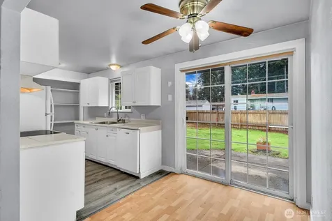 5907 177th Street SW Lynnwood WA 98037