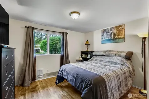19761 NE 156th Woodinville WA 98077