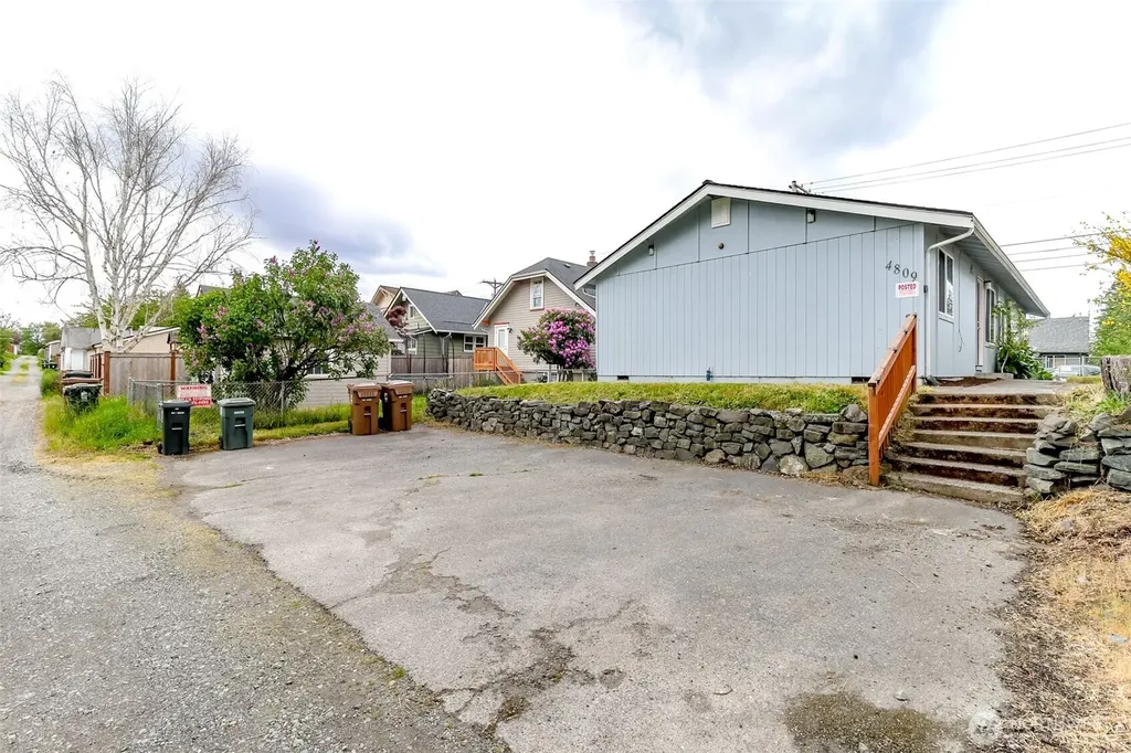 4809 S M Street Tacoma WA 98408