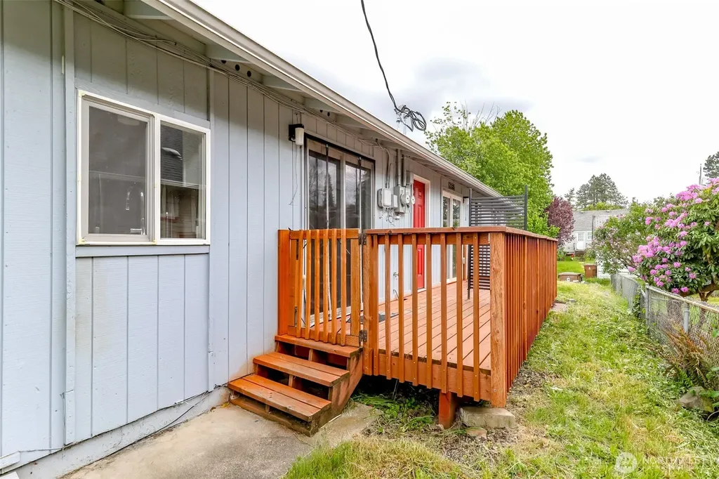 4809 S M Street Tacoma WA 98408