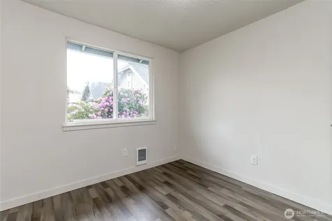 4809 S M Street Tacoma WA 98408