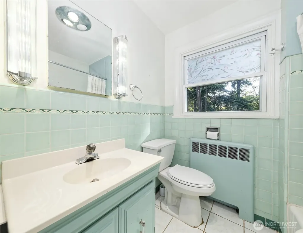 529 N 12th Street Shelton WA 98584