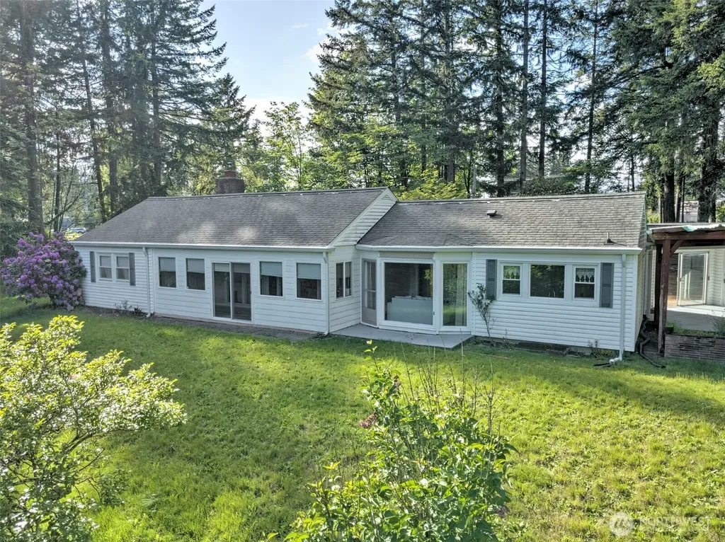 529 N 12th Street Shelton WA 98584