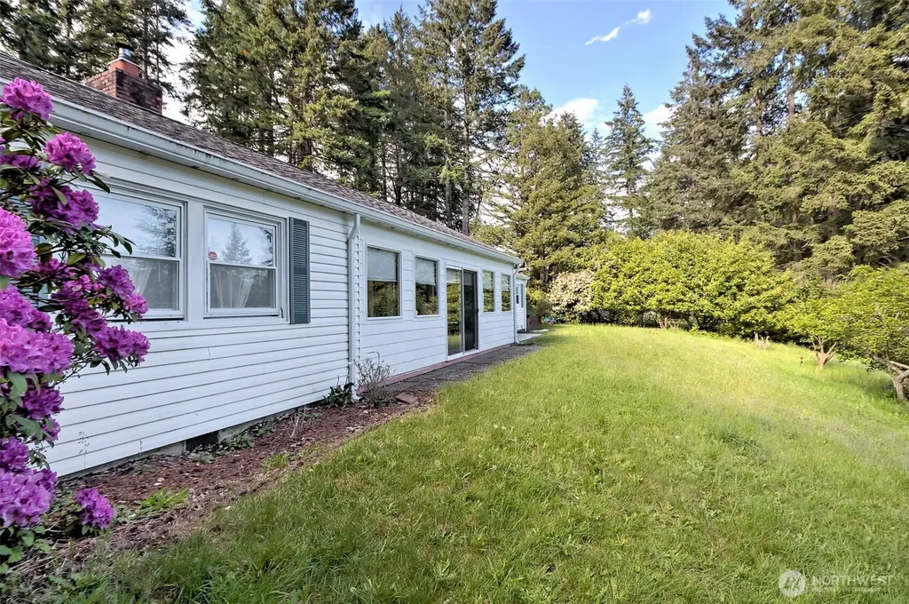529 N 12th Street Shelton WA 98584