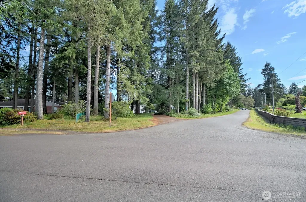 529 N 12th Street Shelton WA 98584