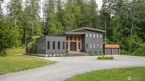 2548 Sandy Drive Camano Island WA 98282