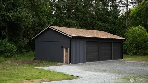 2548 Sandy Drive Camano Island WA 98282