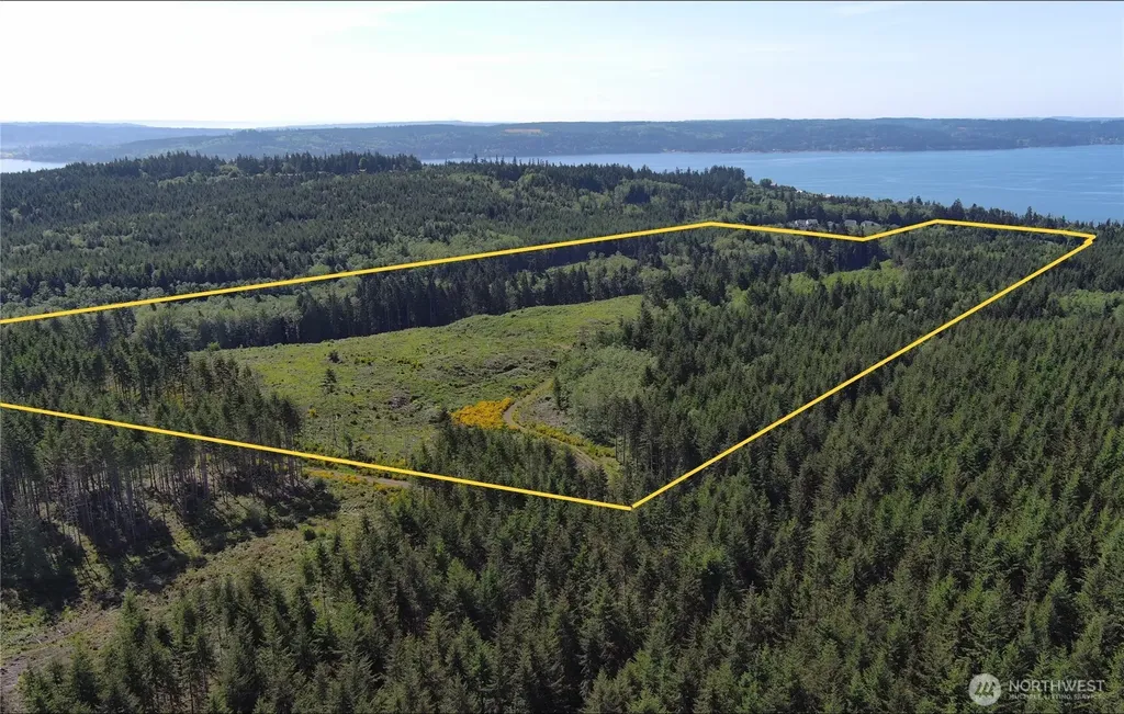 1 Andy Cooper Road Port Ludlow WA 98365