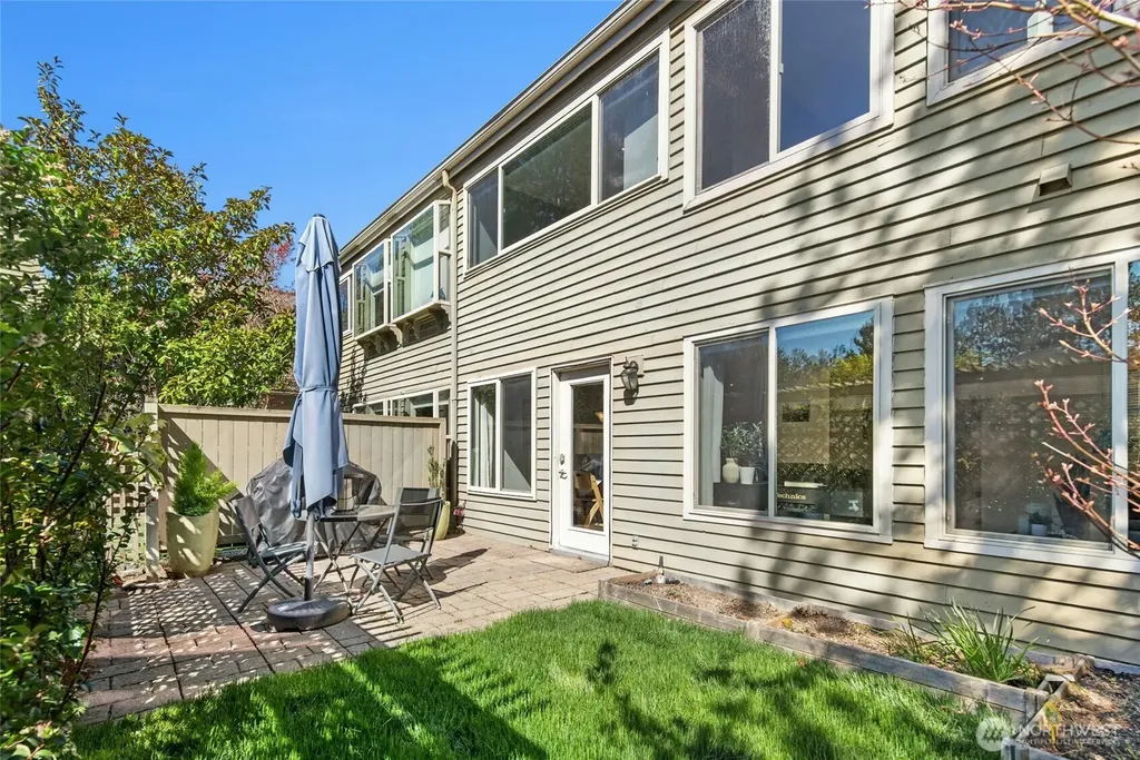 447 7th Avenue Kirkland WA 98033