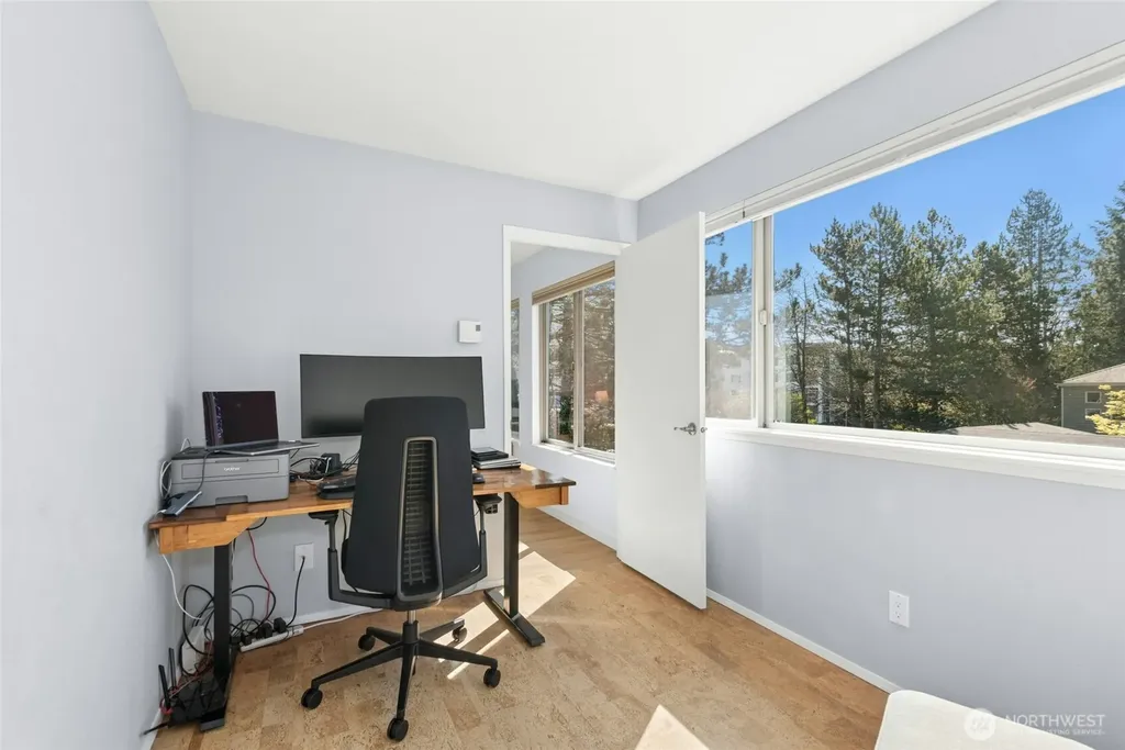 447 7th Avenue Kirkland WA 98033