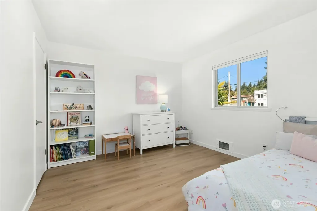 447 7th Avenue Kirkland WA 98033