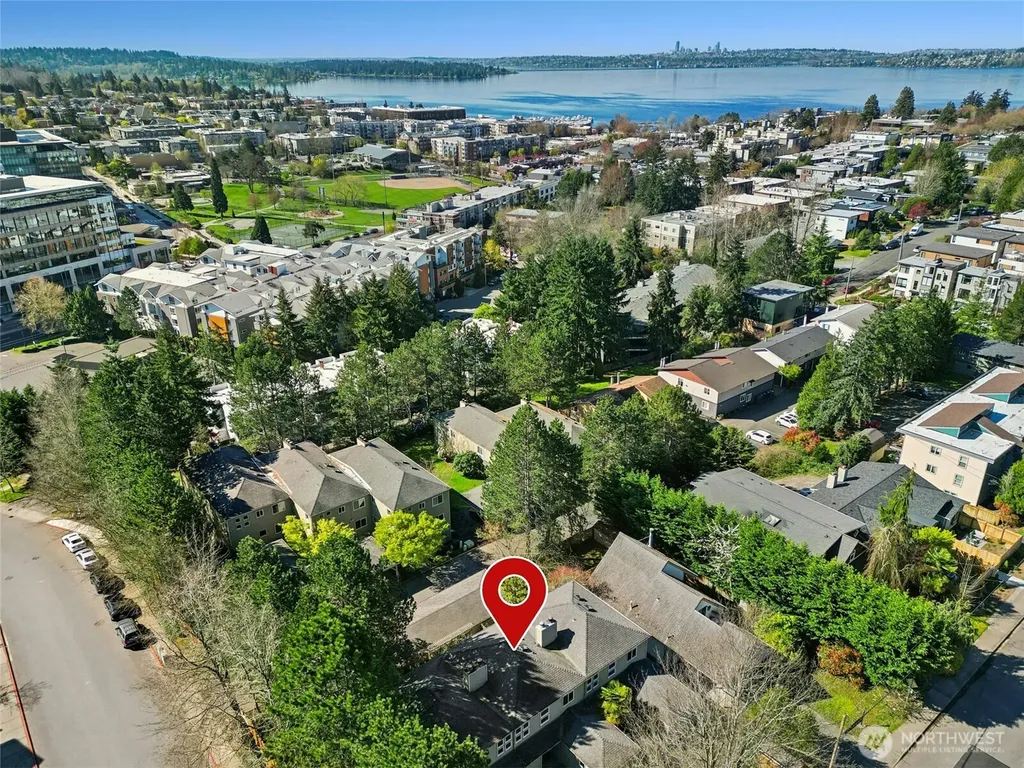 447 7th Avenue Kirkland WA 98033