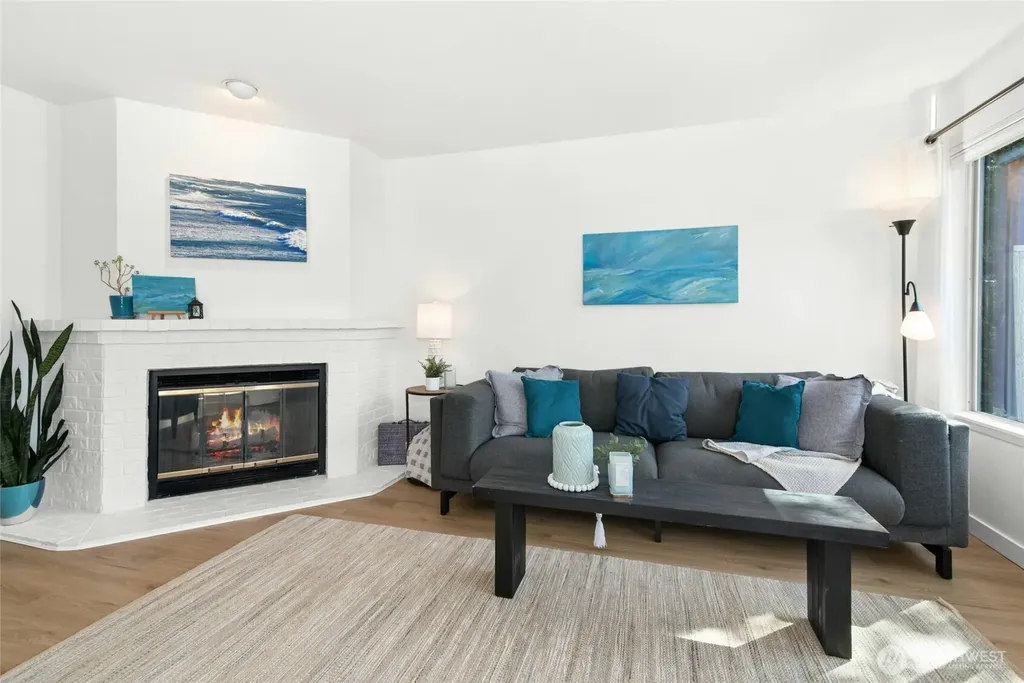 447 7th Avenue Kirkland WA 98033