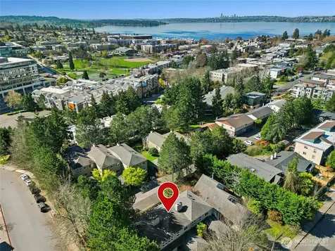 447 7th Avenue Kirkland WA 98033