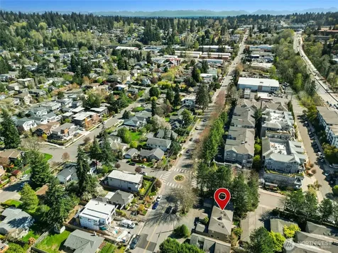 447 7th Avenue Kirkland WA 98033