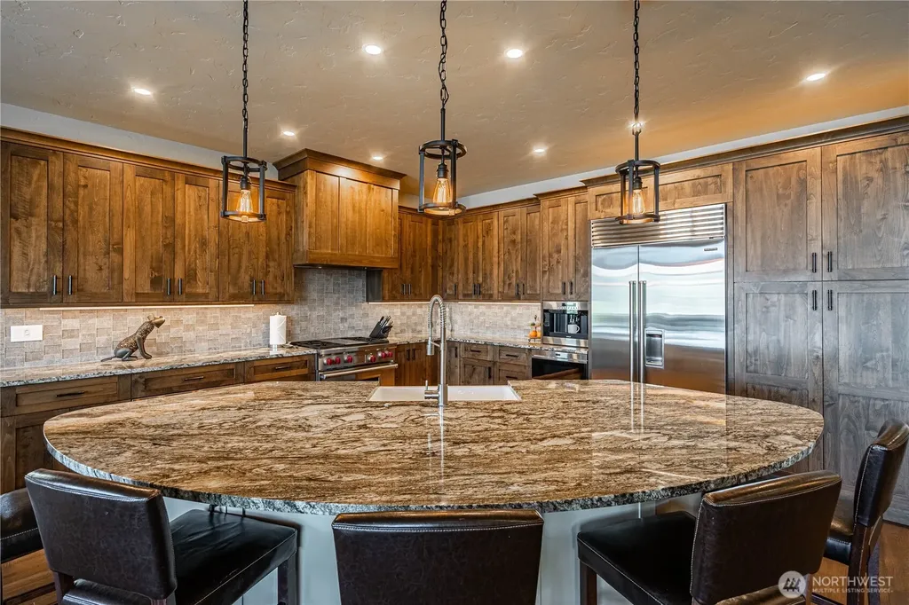 219 Corkscrew Lane Manson WA 98831