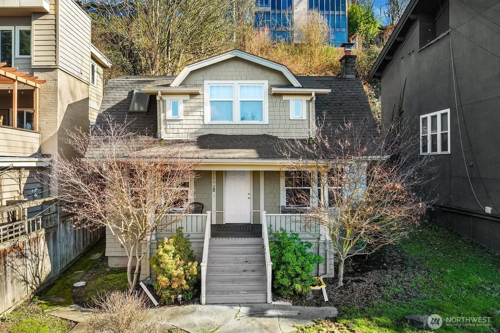 1606 Lakeview Boulevard E Seattle WA 98102
