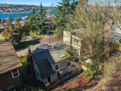 1606 Lakeview Boulevard E Seattle WA 98102
