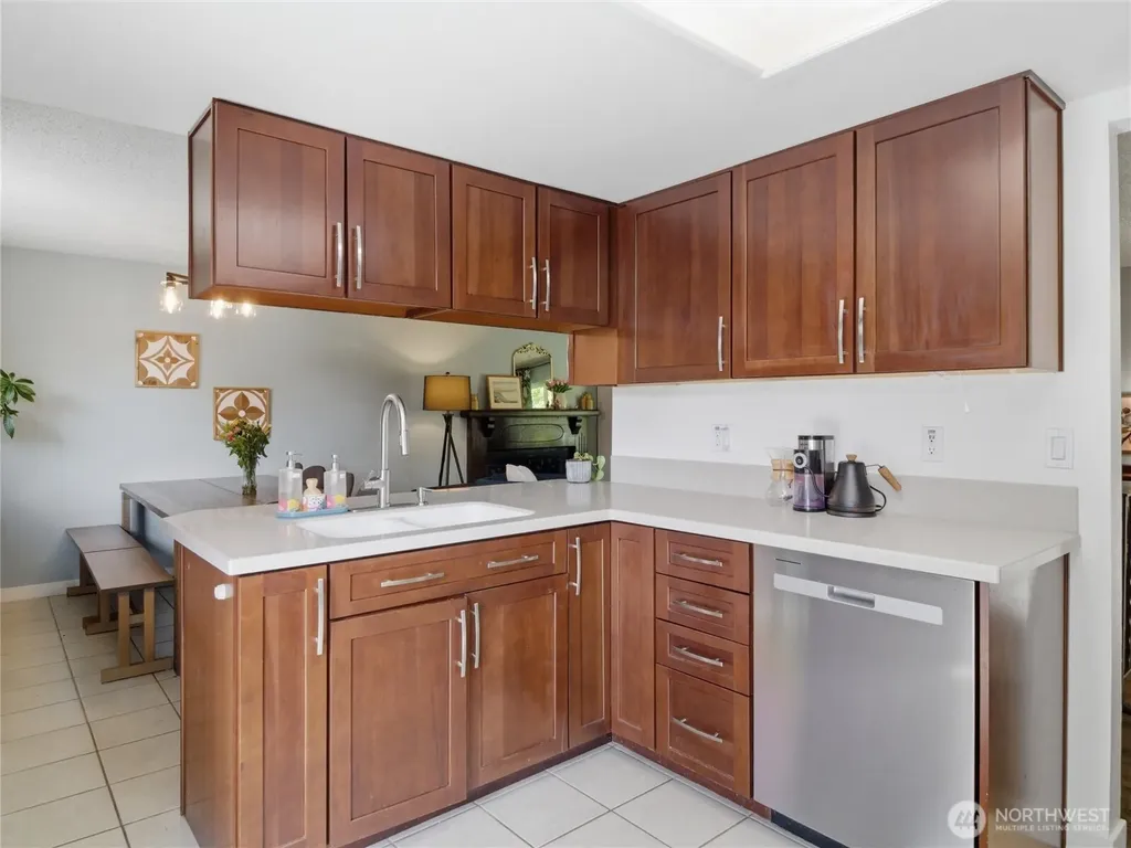 5705 18th Avenue SE Lacey WA 98503