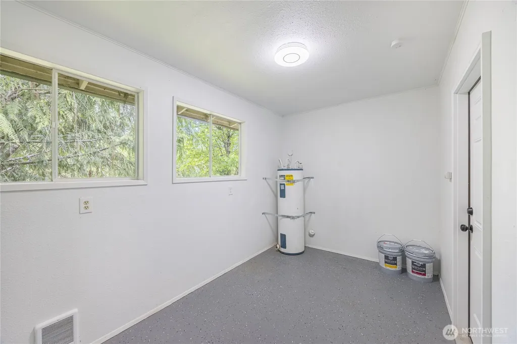 92 Joyce Piedmont Road Port Angeles WA 98363