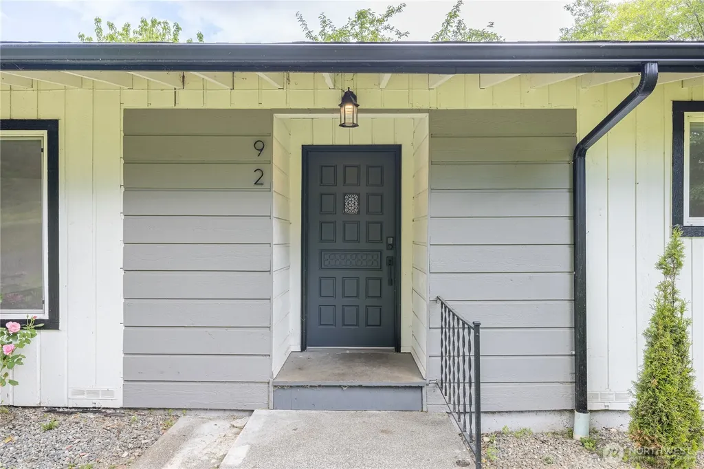 92 Joyce Piedmont Road Port Angeles WA 98363