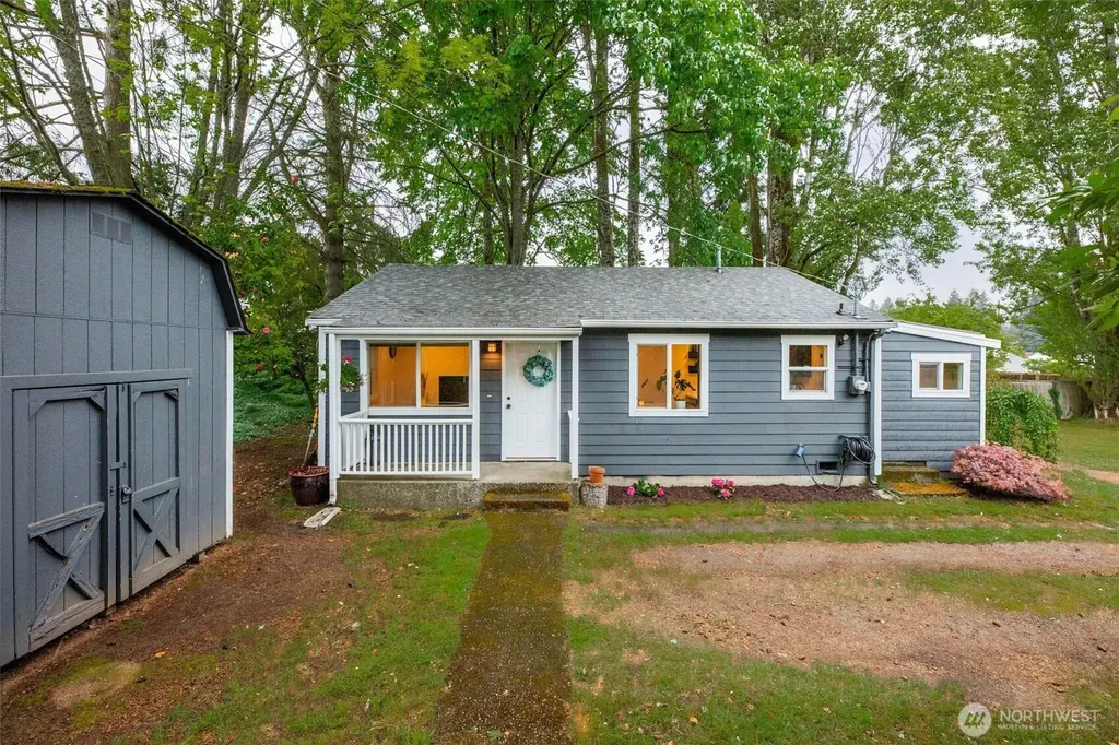 15504 25th Avenue NE Shoreline WA 98155