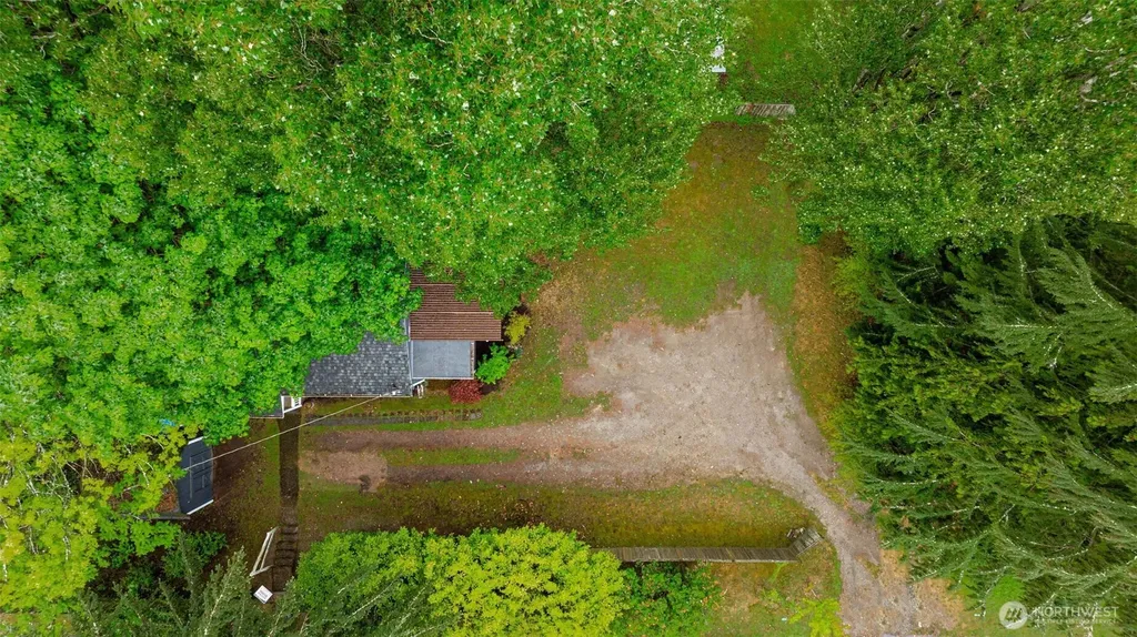 15504 25th Avenue NE Shoreline WA 98155