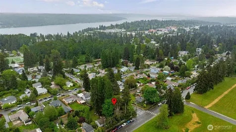 15504 25th Avenue NE Shoreline WA 98155