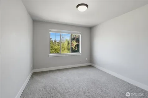 13601 96th Avenue E Puyallup WA 98373