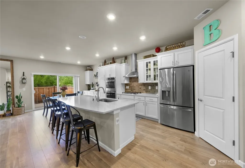 10127 15th Place SE Lake Stevens WA 98258