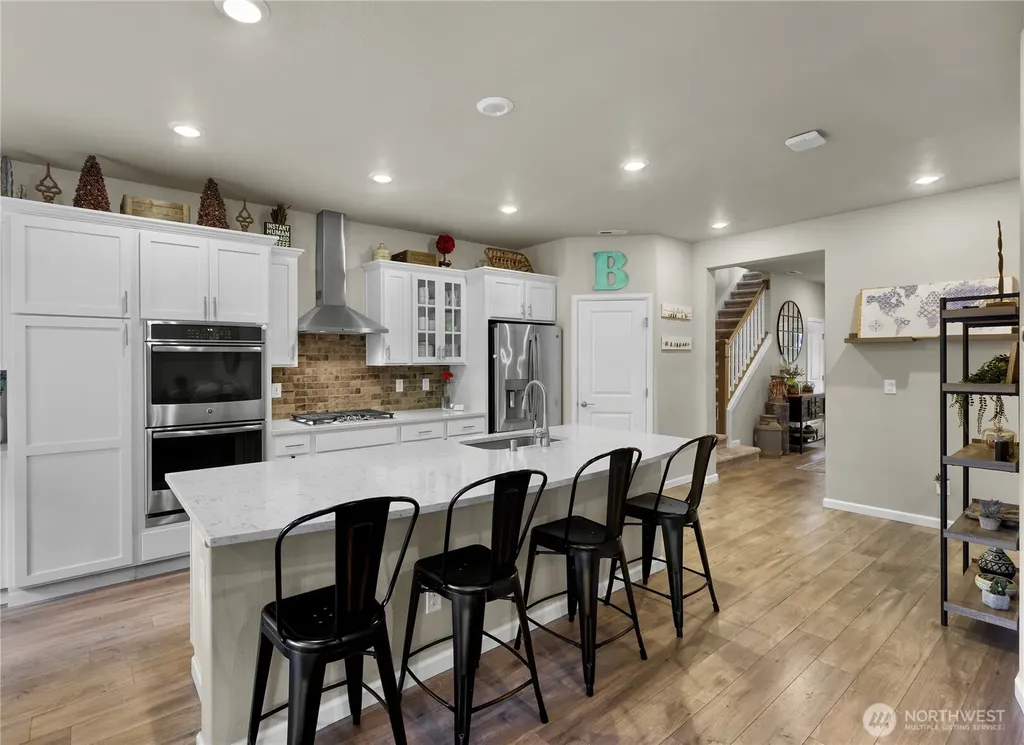 10127 15th Place SE Lake Stevens WA 98258