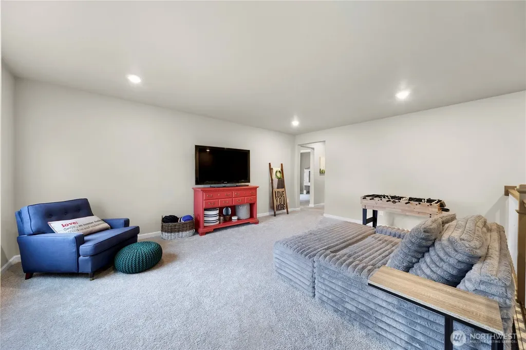 10127 15th Place SE Lake Stevens WA 98258