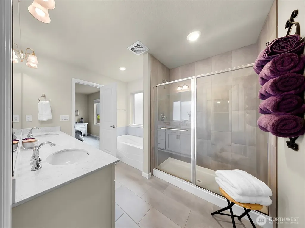 10127 15th Place SE Lake Stevens WA 98258