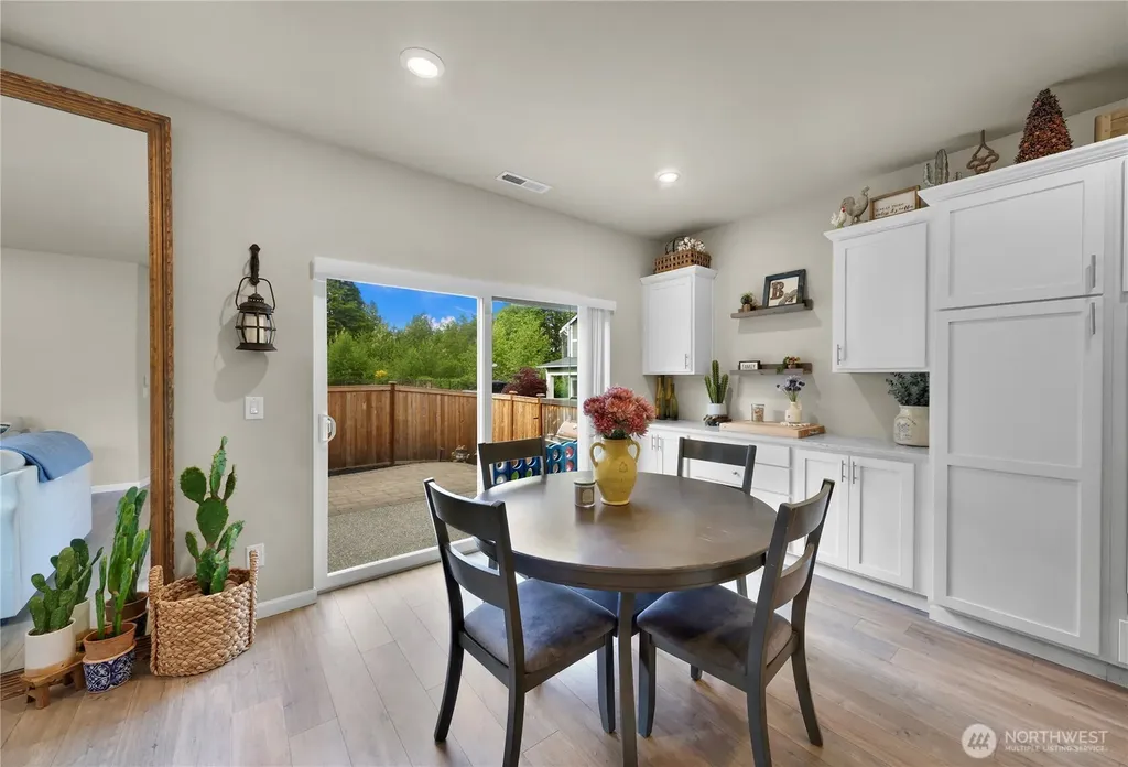 10127 15th Place SE Lake Stevens WA 98258