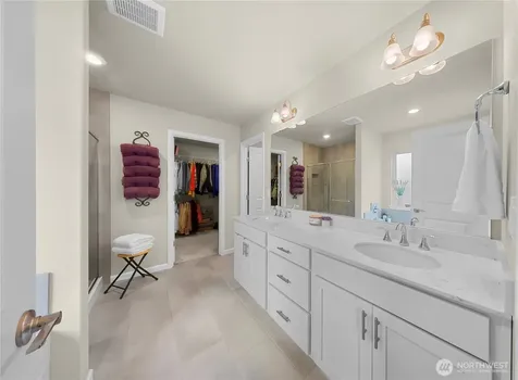 10127 15th Place SE Lake Stevens WA 98258