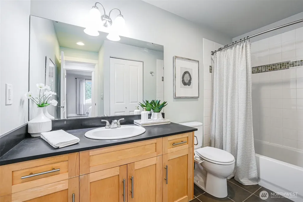 21305 48th Avenue W Mountlake Terrace WA 98043