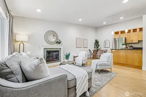 21305 48th Avenue W Mountlake Terrace WA 98043