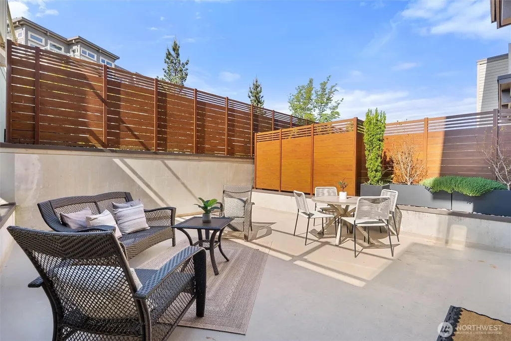 71 Pine Street Edmonds WA 98020