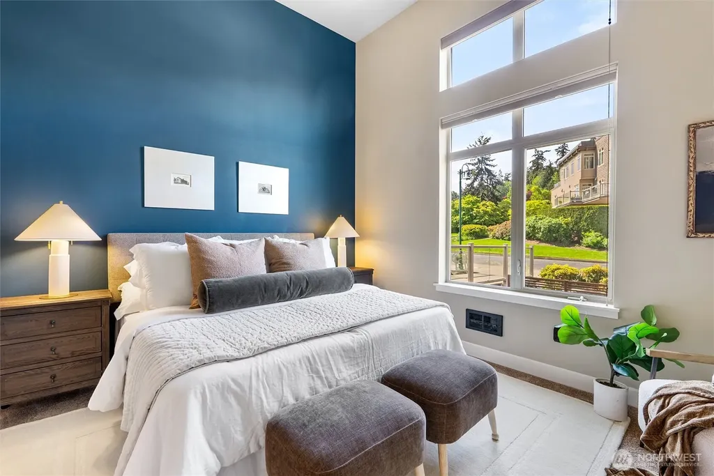 71 Pine Street Edmonds WA 98020