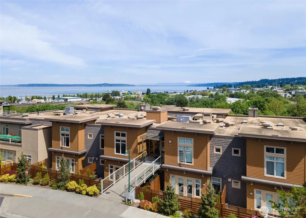 71 Pine Street Edmonds WA 98020