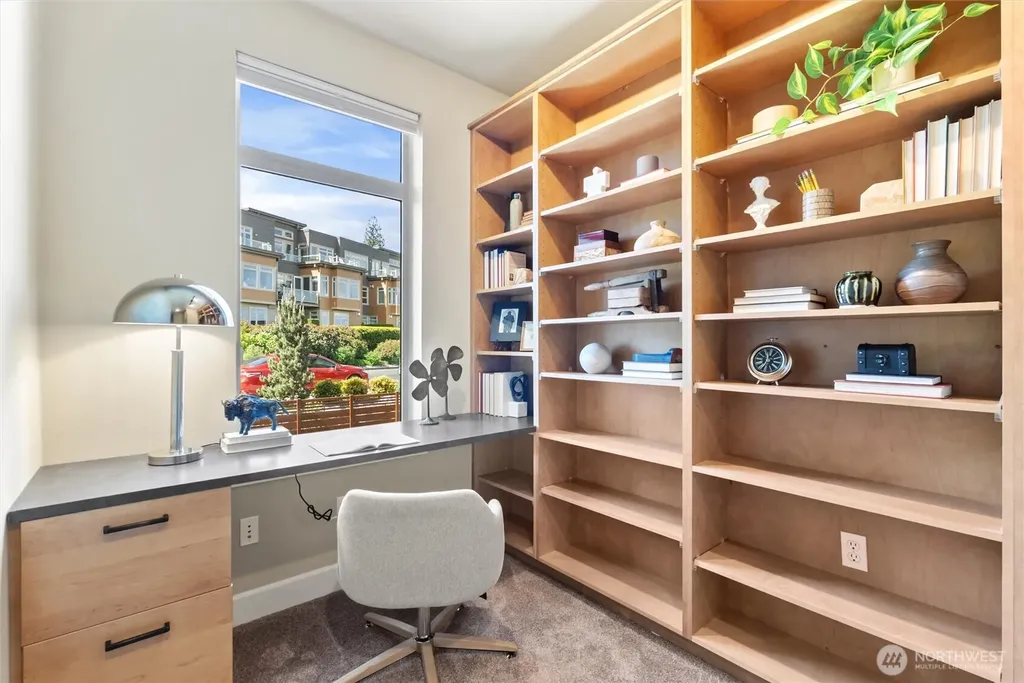 71 Pine Street Edmonds WA 98020