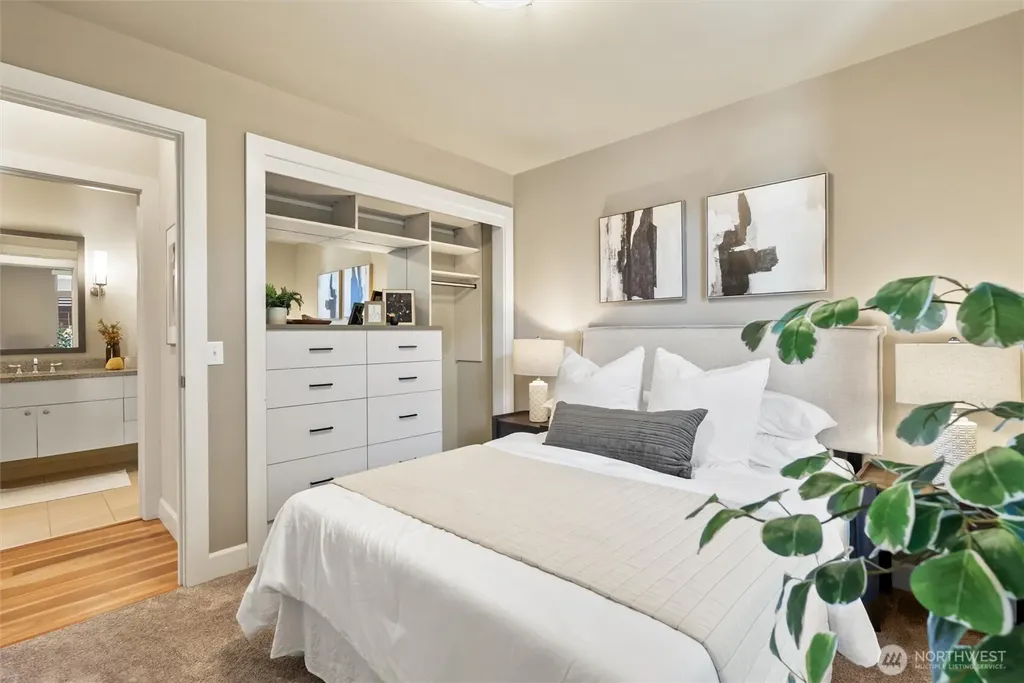 71 Pine Street Edmonds WA 98020