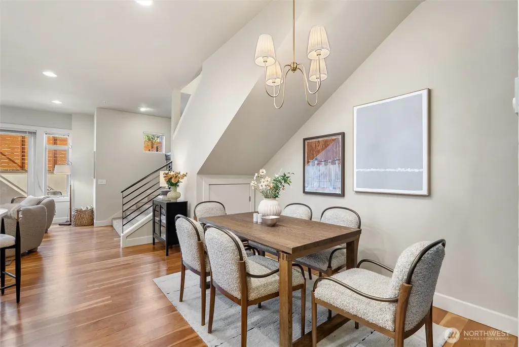 71 Pine Street Edmonds WA 98020