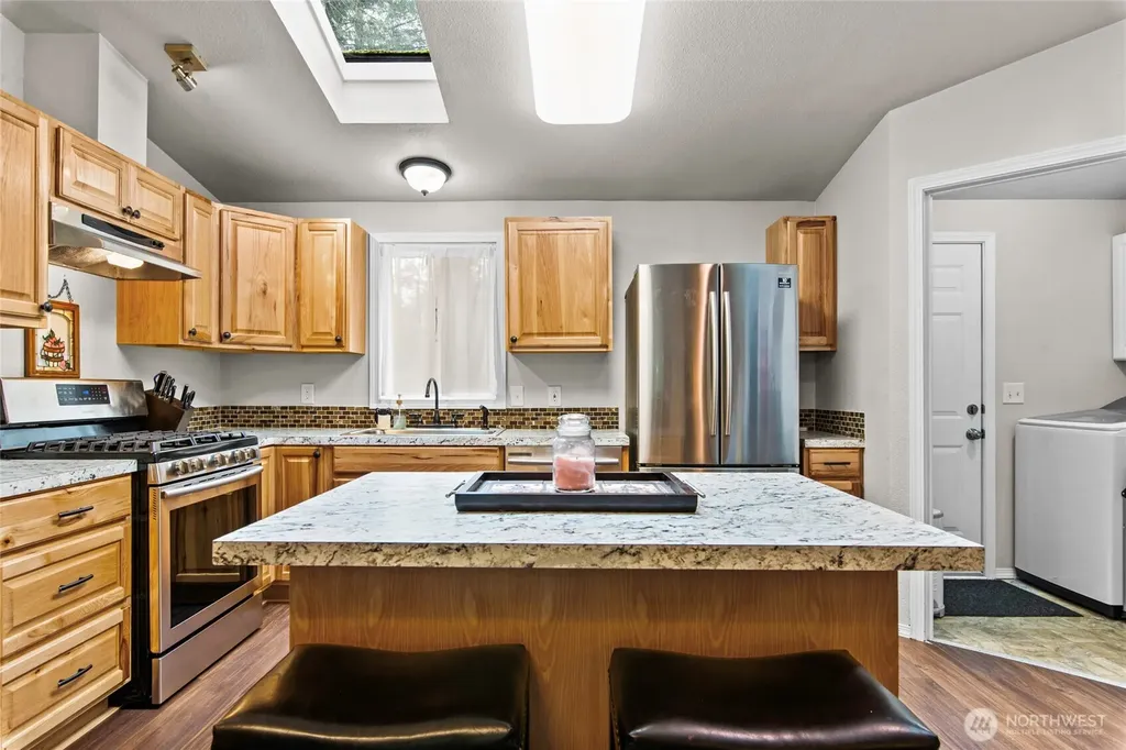 30 N Carp Place N Hoodsport WA 98548
