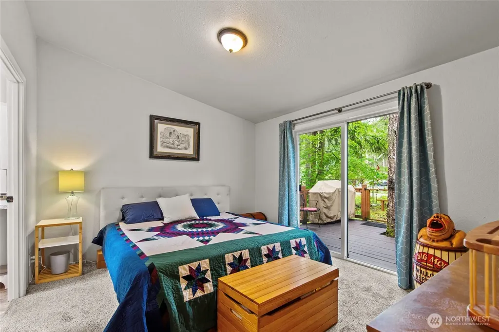 30 N Carp Place N Hoodsport WA 98548